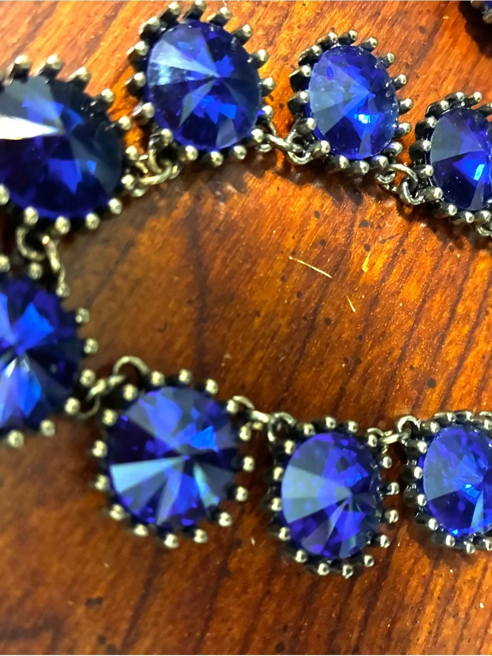 N/A necklace features tone